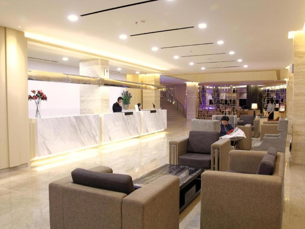 89 Hotel Batam Nagoya Exterior foto