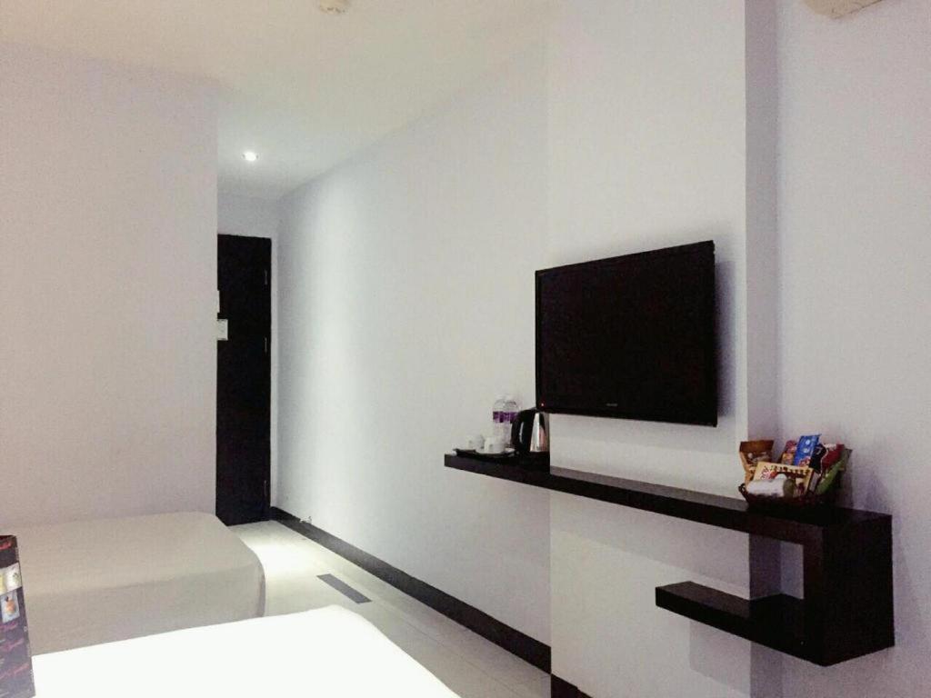 89 Hotel Batam Nagoya Exterior foto