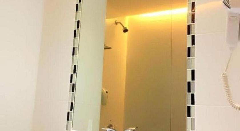 89 Hotel Batam Nagoya Exterior foto