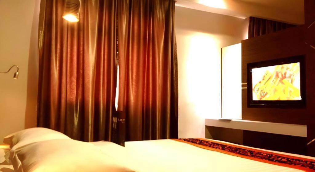 89 Hotel Batam Nagoya Exterior foto